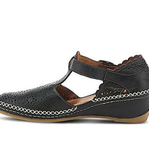 Spring Step EUC Black Leather, T-Strap Mary Jane Wedges with White Threading